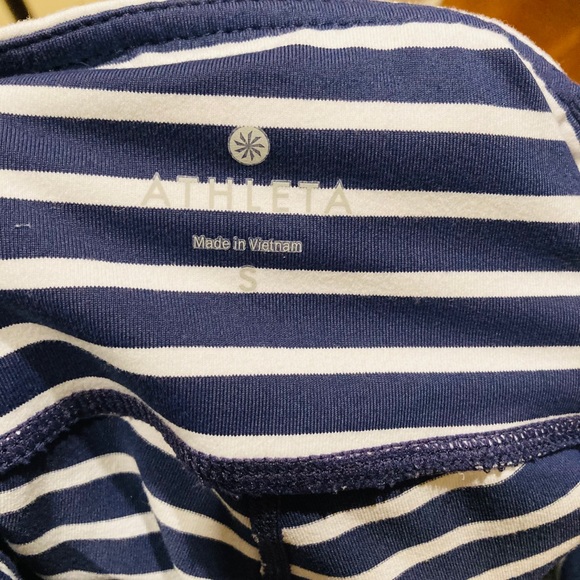 Athleta Striped Chaturanga Capri Crops - Picture 4 of 7